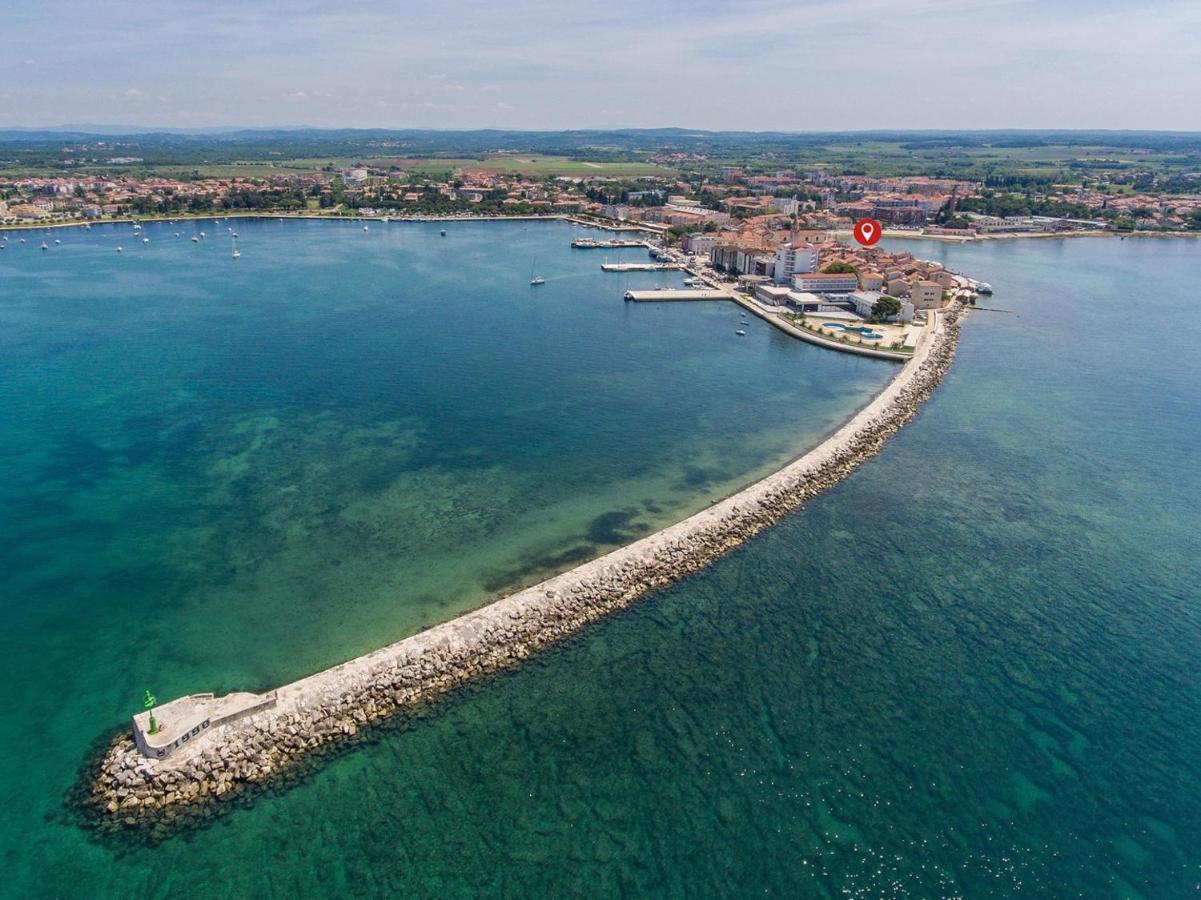 Old Town Apartments In Umag Ngoại thất bức ảnh