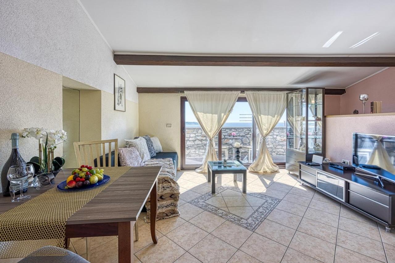 Old Town Apartments In Umag Ngoại thất bức ảnh
